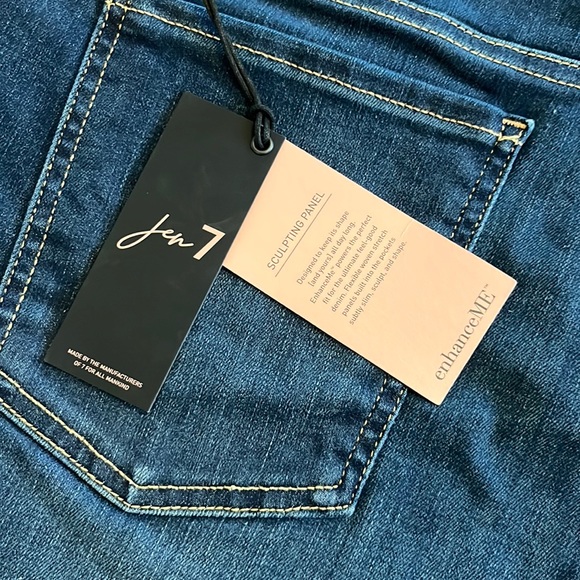 7 For All Mankind Jen 7 Mid Short Sculpting Panel NWT size 12 - Picture 3 of 10